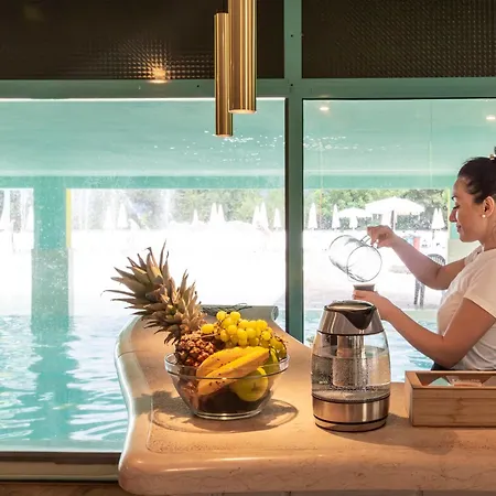 Üdülőpark Hu Norcenni Girasole Village 4*
