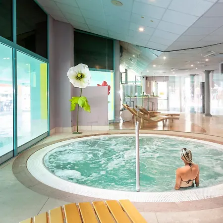 База отдыха Hu Norcenni Girasole Village 4*