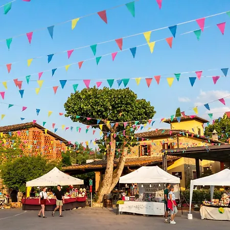 Hu Norcenni Girasole Village Фильине-Вальдарно