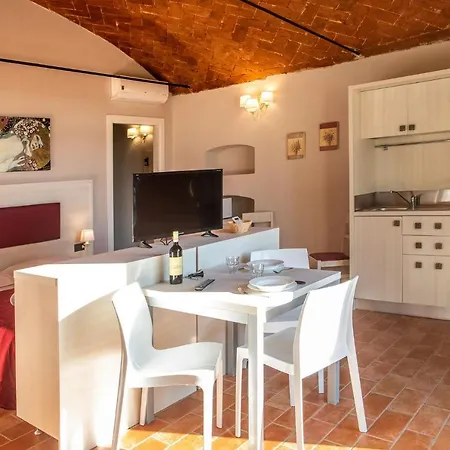 Hu Norcenni Girasole Village Figline Valdarno