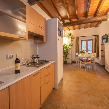 Hu Norcenni Girasole Village 4* 필리네발다르노
